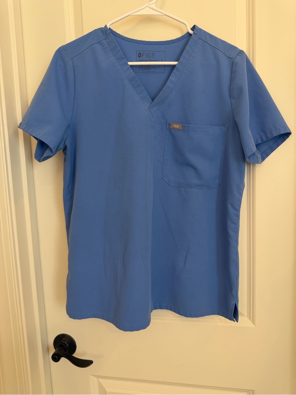 Figs Women’s V-Neck Scrub Top in Ceil Blue